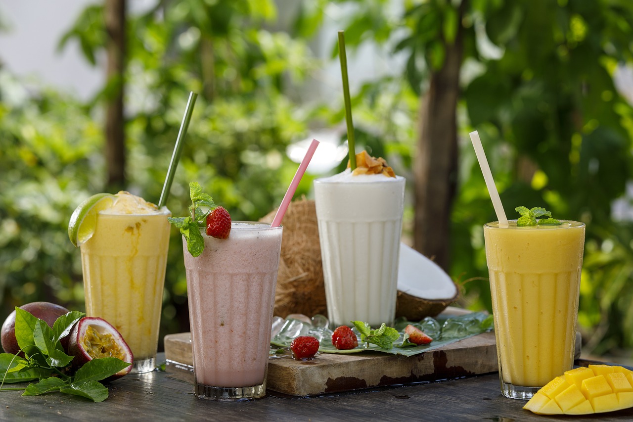 healthy smoothies and shakes